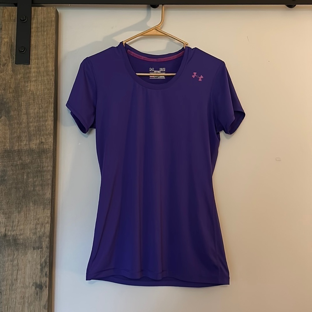 Under Armour T-shirt size medium